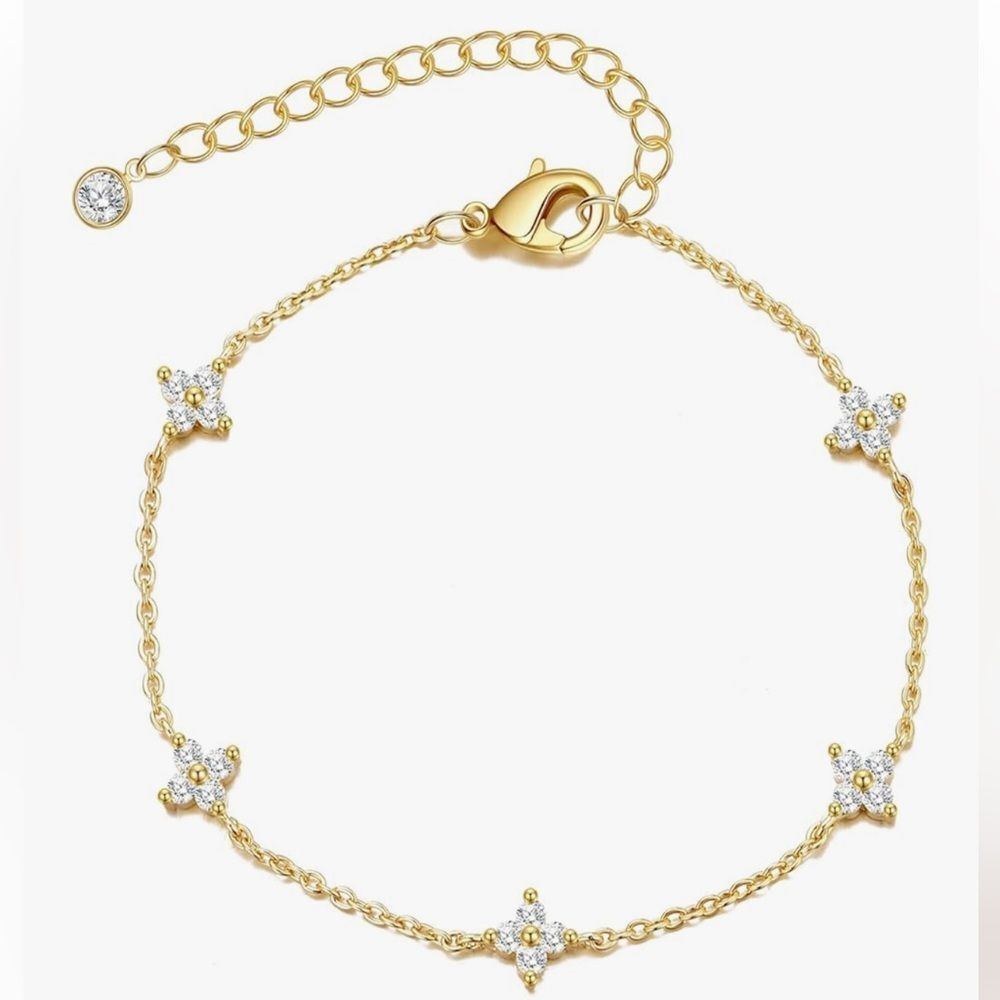 NEW 14k real gold plated Delicate Cubic Zirconia Clover Bracelet